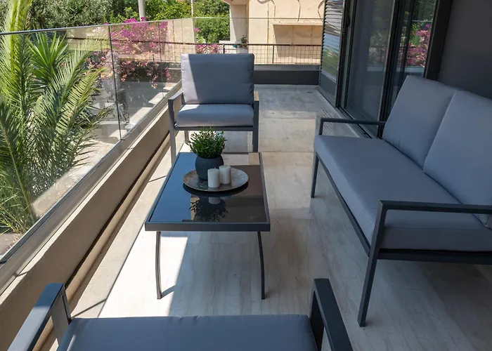 Greyt Apartments Glyfada
