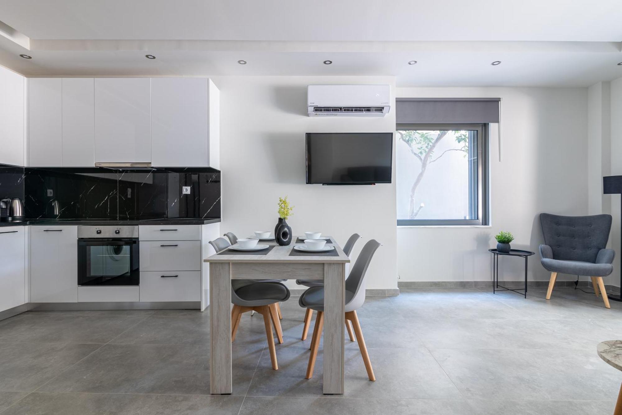 Greyt Glyfada 公寓 *