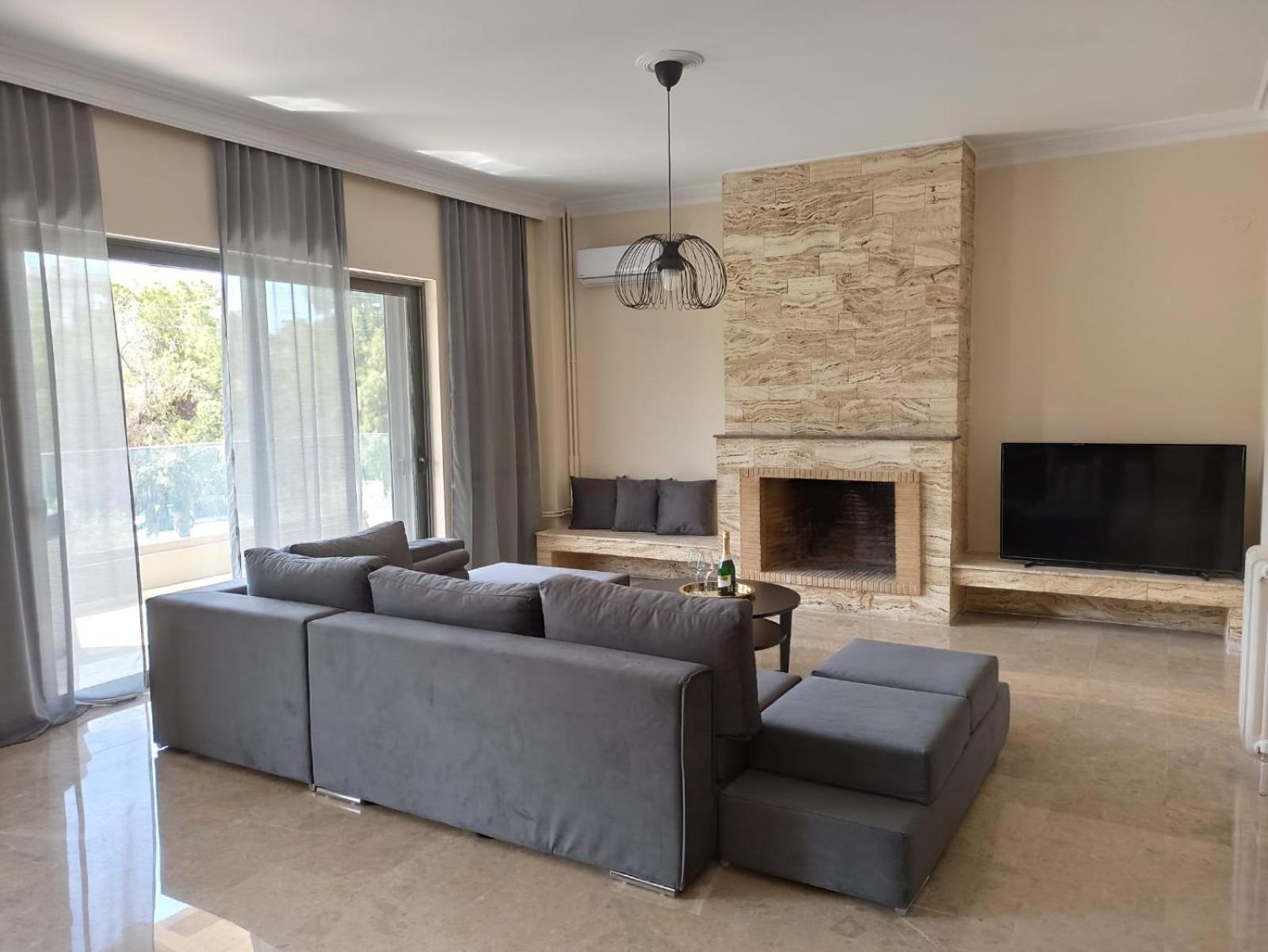 Greyt Glyfada Apartment *